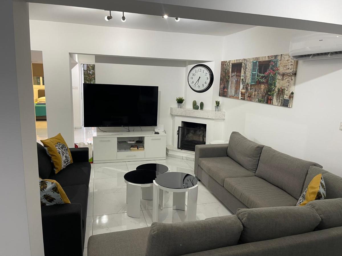 Konnos Hight Villa 프로타라스 외부 사진